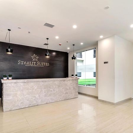 Starlit Suites Newtown Kolkata Ngoại thất bức ảnh