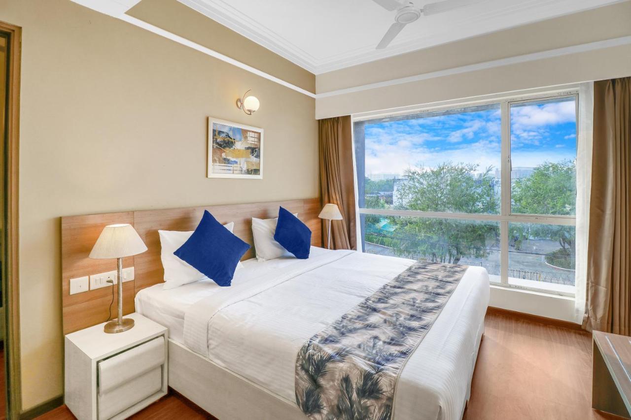 Starlit Suites Newtown Kolkata Ngoại thất bức ảnh