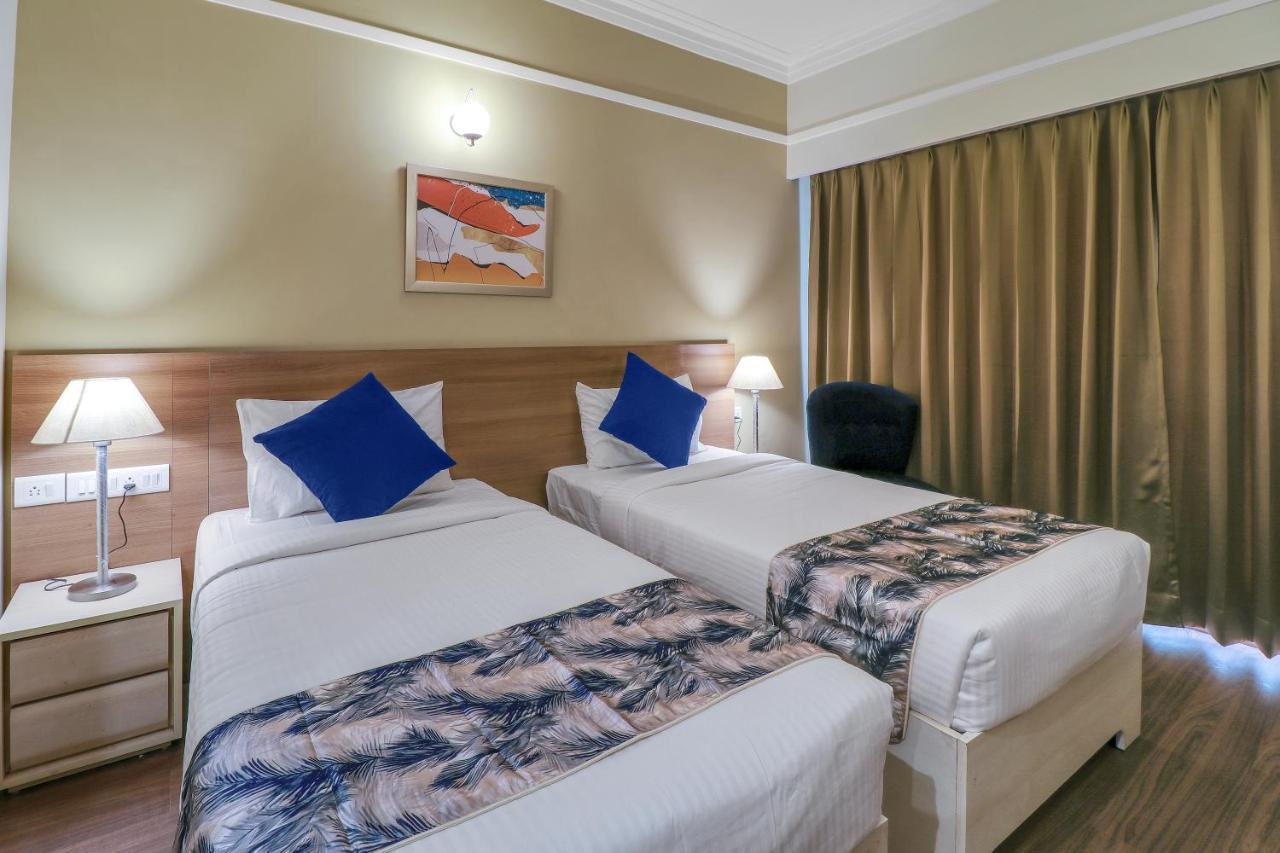 Starlit Suites Newtown Kolkata Ngoại thất bức ảnh
